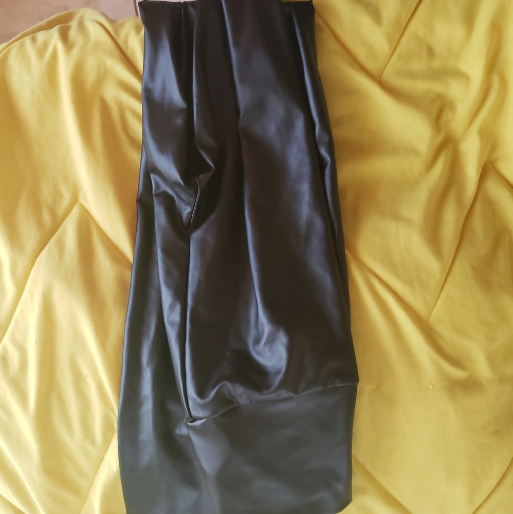 Faux leather leggings